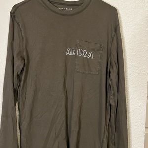 American Eagle Long Sleeve Shirt